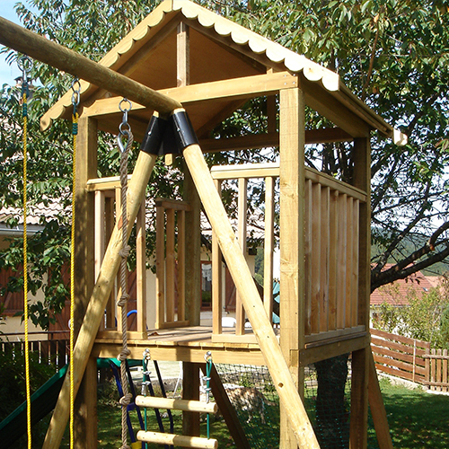 Construction d'une cabane enfant